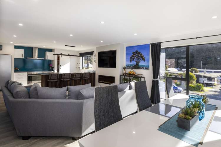 15 Beach Road Waikawa_19