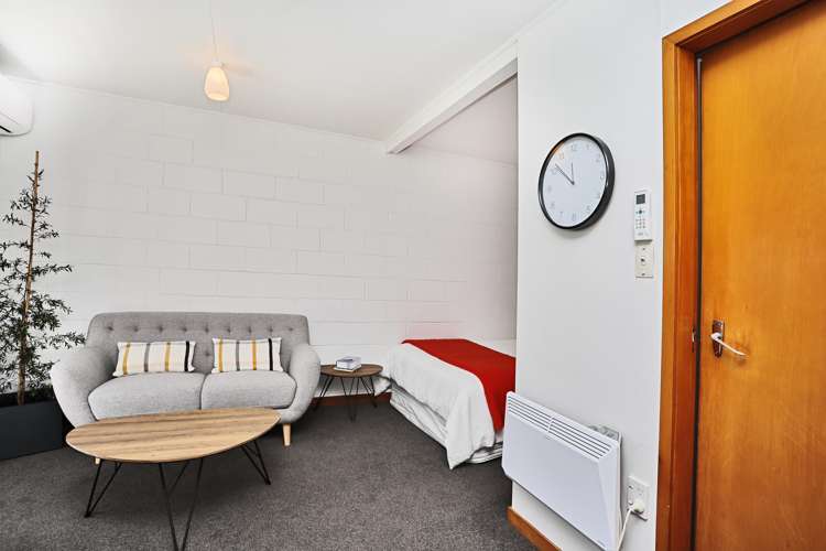 22 Avenal Street Avenal_12