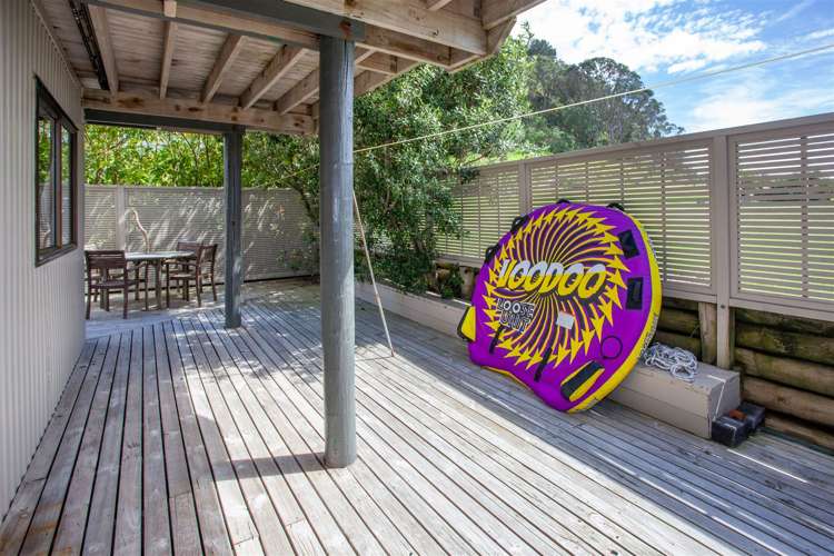 98 Ocean Beach Road Tairua_27