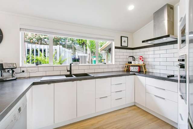 1/111 Manuka Road Bayview_4