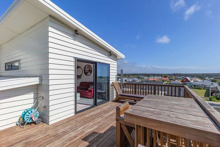22 Taonui Street Waitarere Beach_20