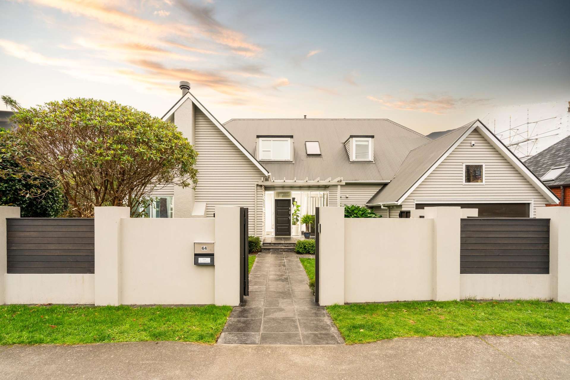 64 Friend Street Karori_0