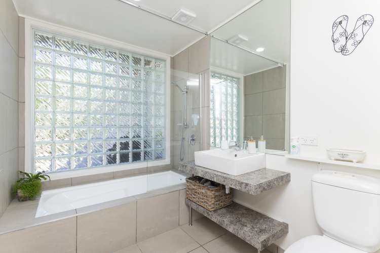 209 Lake Road Waituhi_10