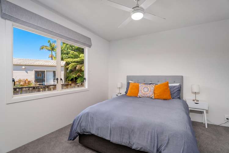 11 Martin Place Cooks Beach_10
