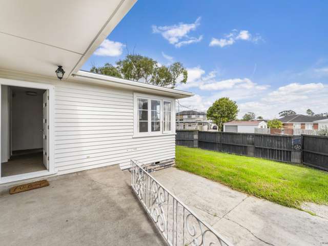 64a McLean Avenue Papatoetoe_2