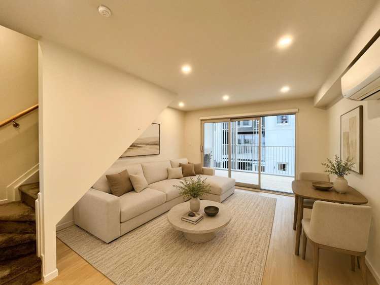 15/9 Aeroview Drive 1603_0