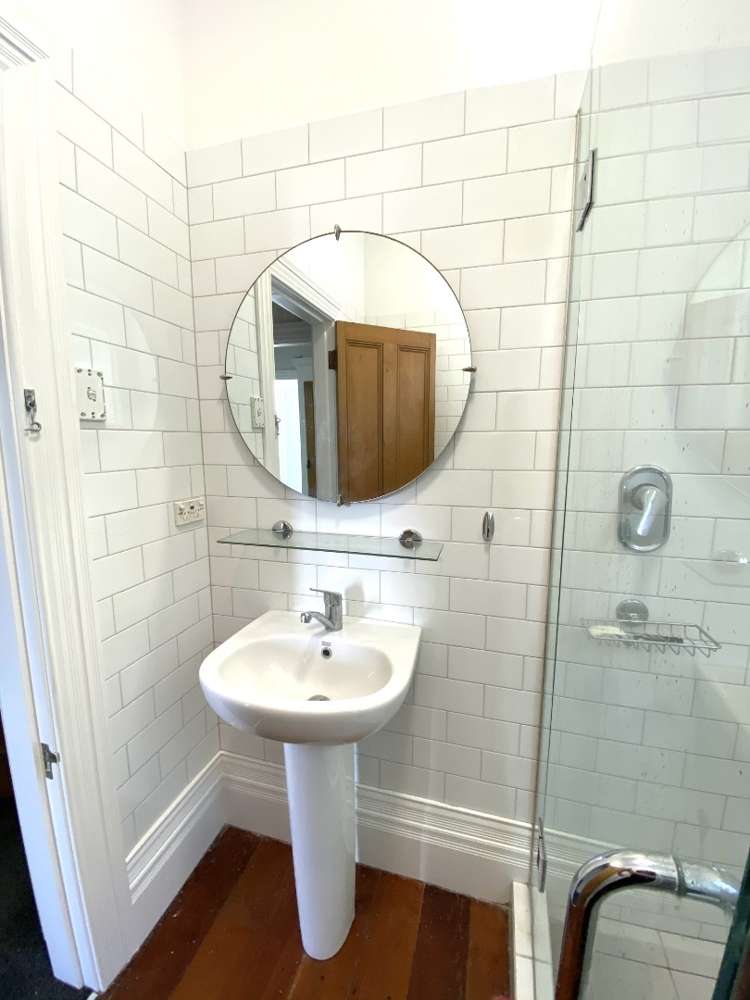 192 Oriental Parade Oriental Bay_11