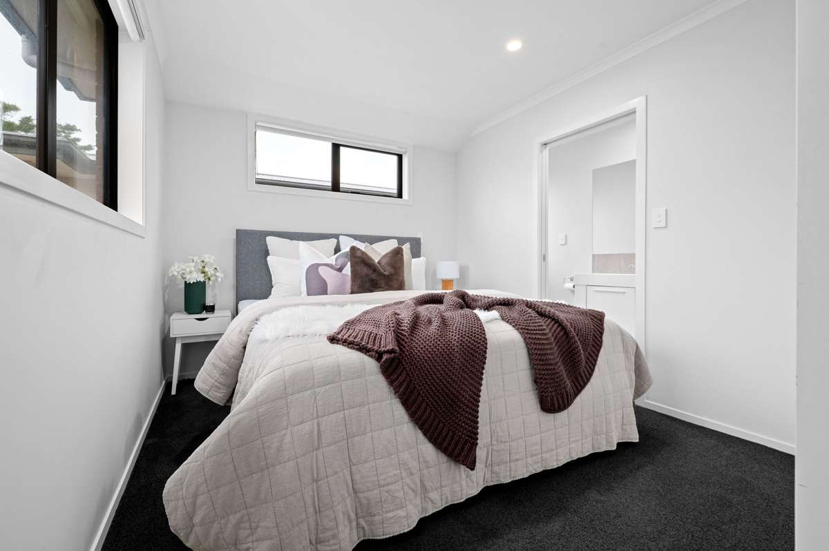 2/3 Helena Road_3