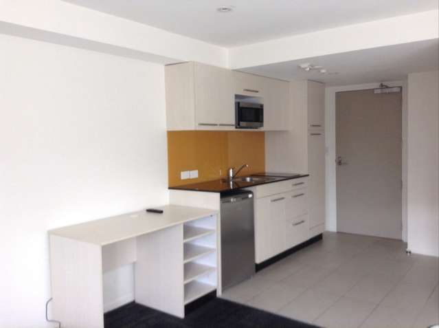 103/3 Basque Road 10021_1