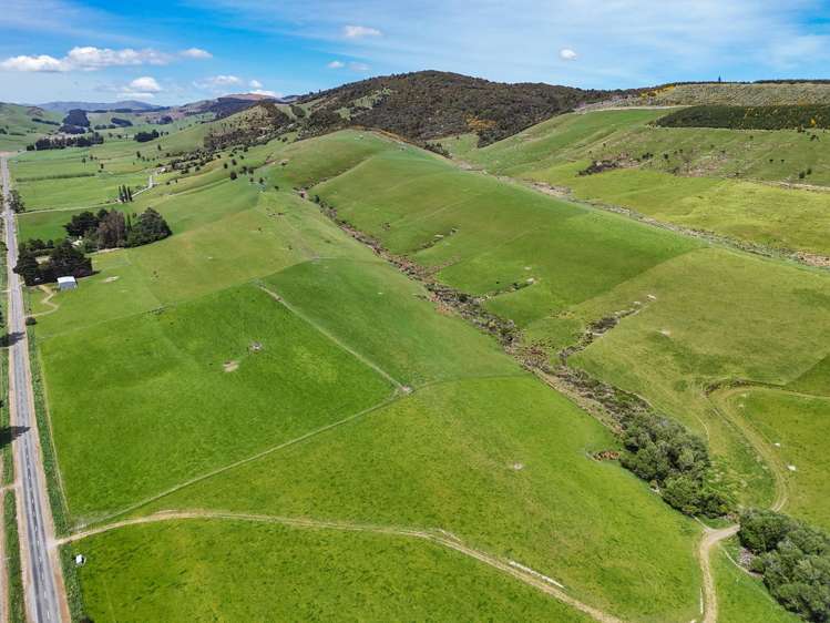 200 + 242 Caroline Valley Road Caroline_12