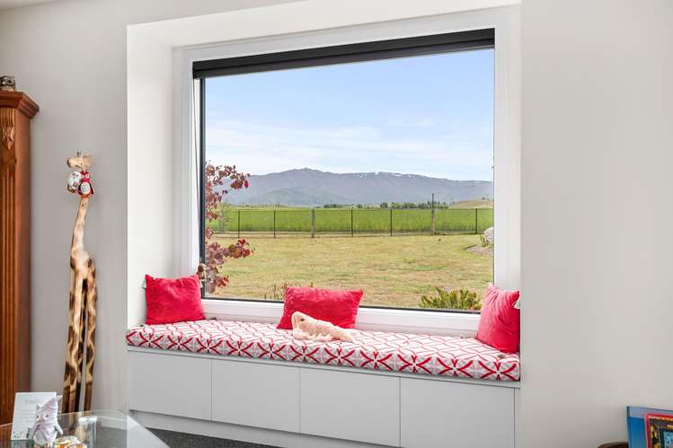 57 Golden Road Alexandra_18