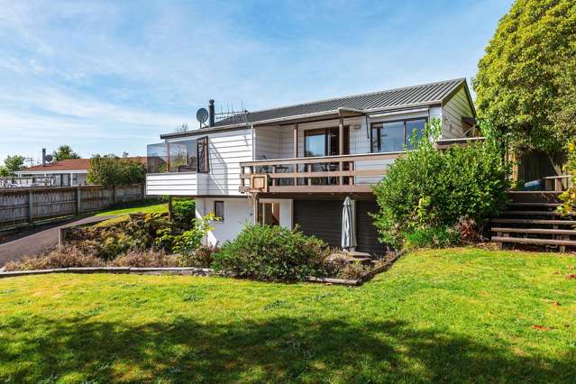 Taupo Gem with Endless Options