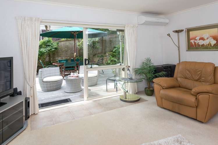 5b Luana Way Bucklands Beach_16