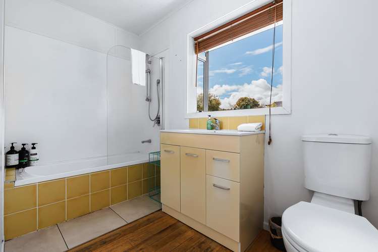 5 Arrowsmith Avenue Waipahihi_14