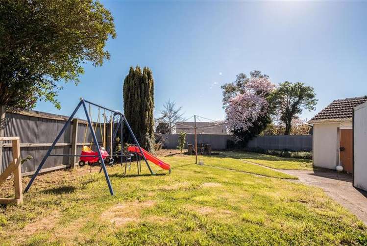 17 Hollyford Avenue Bryndwr_9