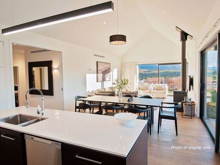 52 Falconer Rise Jacks Point_5