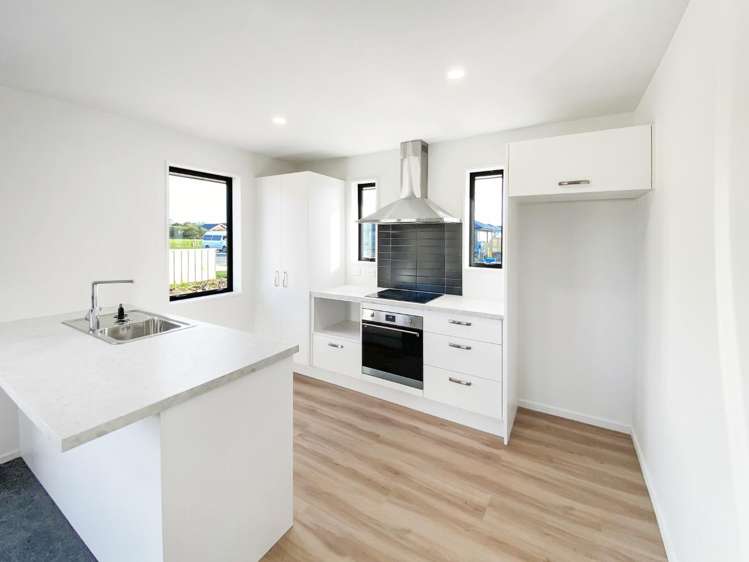 36 Hilton Drive 1384_2