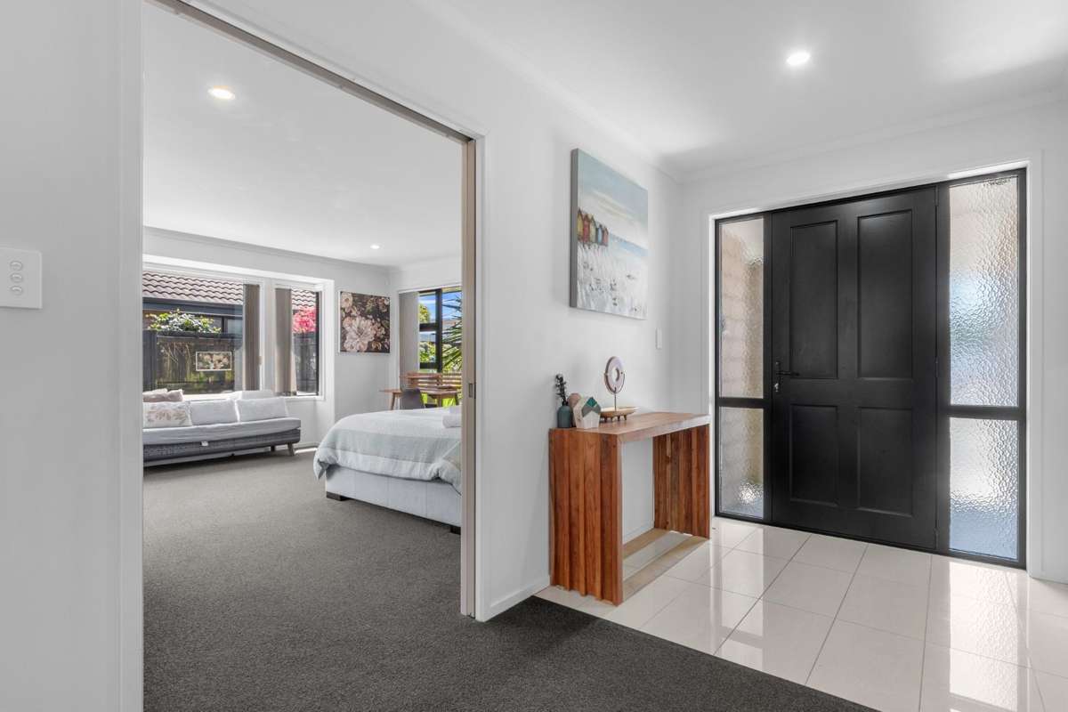 164 Doncaster Drive_2