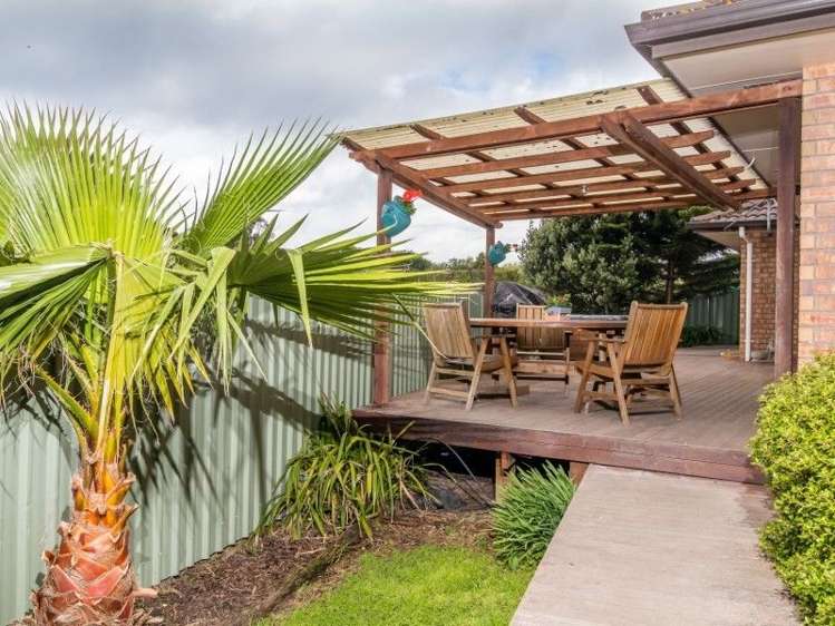 27 Delta Mews Place Clive_0