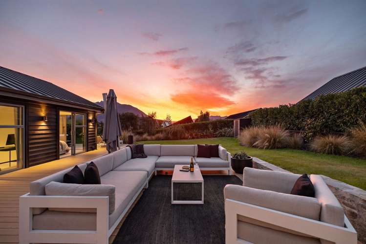 6 Jacks Point Rise_3