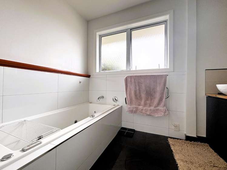 15 Deepdale St Burnside_16