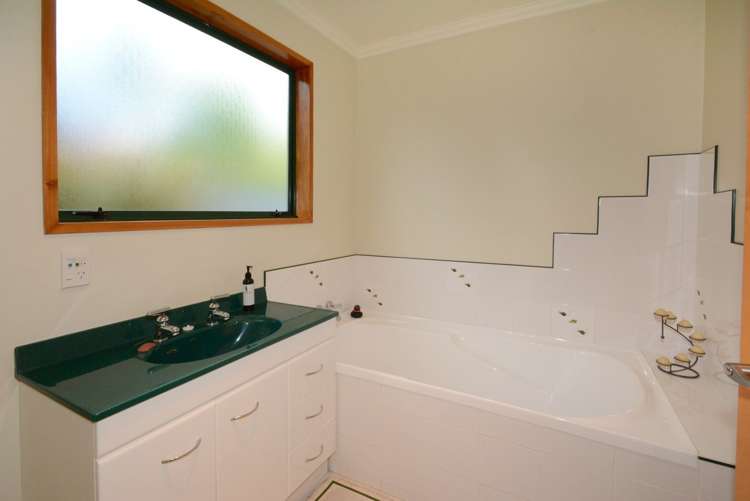 48 Oxley Crescent Broad Bay_15