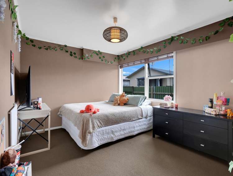 4 Colstone Street Glenview_10