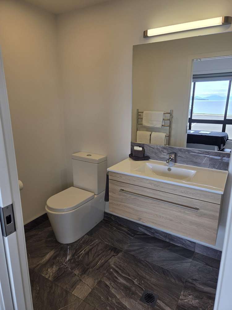 100 Lake Terrace Taupo_8