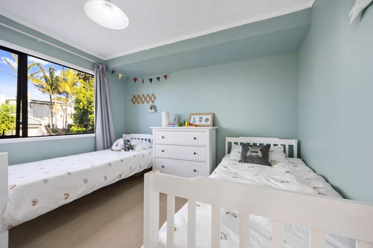 2/10e Penning Road Castor Bay_11