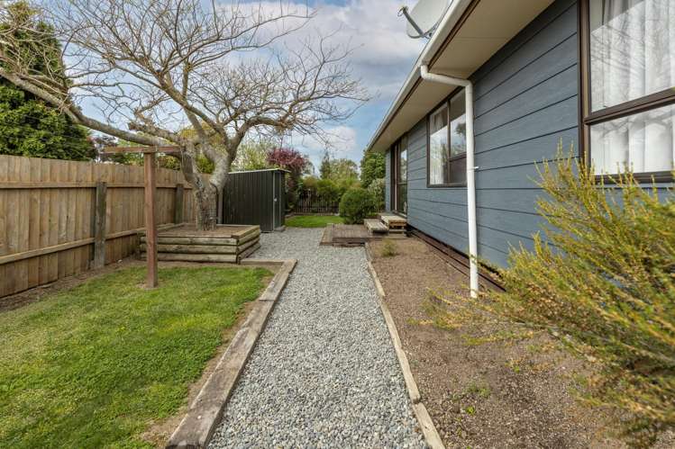 10 Chante Crescent Renwick_18