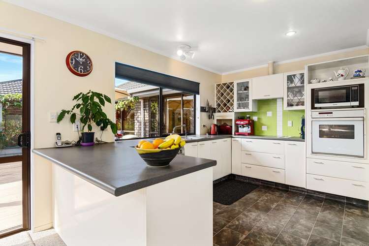 35 Masefield Street Stoke_15