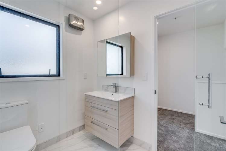 15/180 Marine Parade New Brighton_12