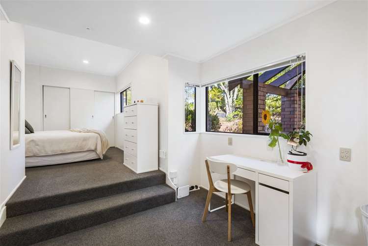 1 La Roche Place Northcote_16