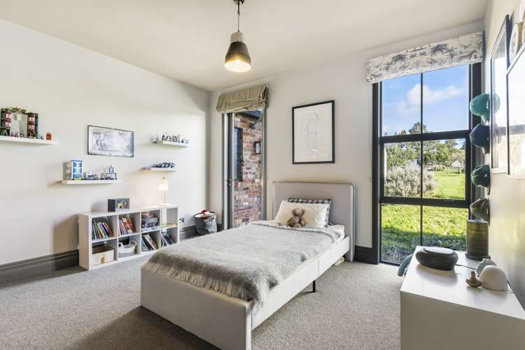 18 Falls Road Hunua_13