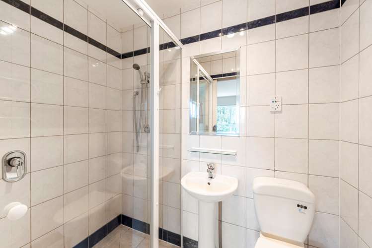 47 Leicester Street Stoke_12