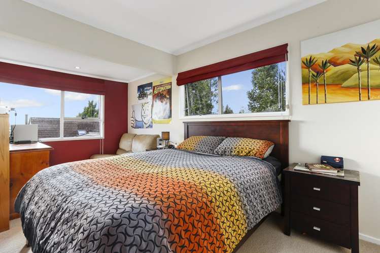 40 Longfellow Parade Glen Eden_8