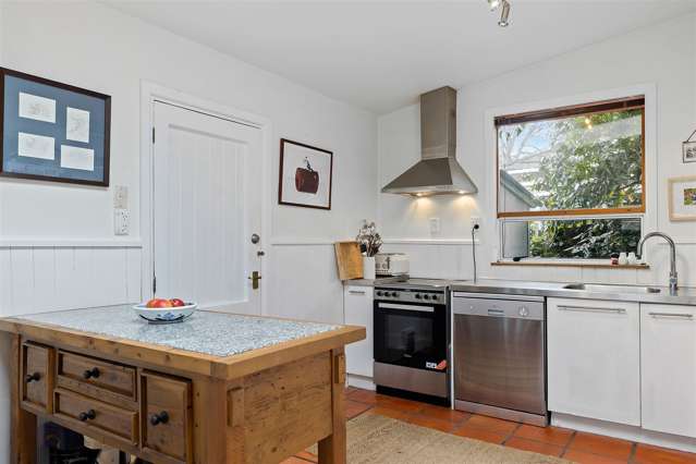 64 Sandwich Road Beckenham_4