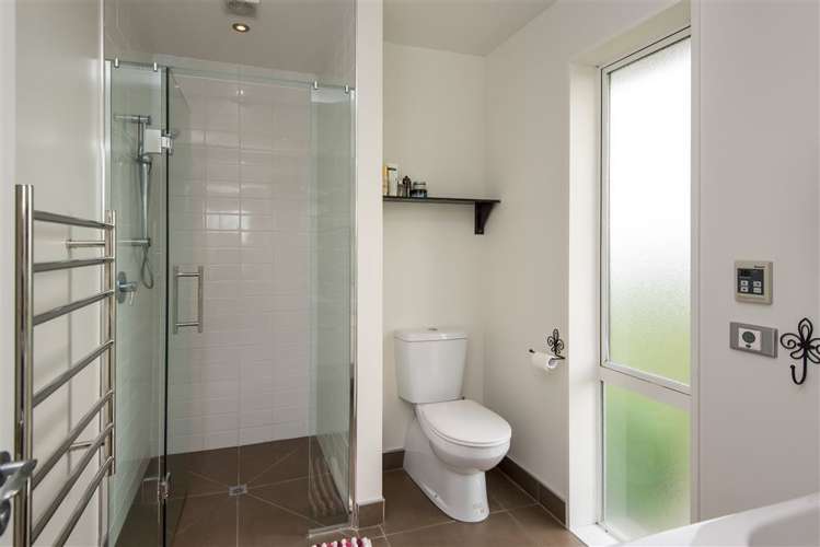 99 Bruces Road Sefton_8