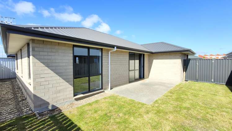 C/32 Lowe Street Avenal_12