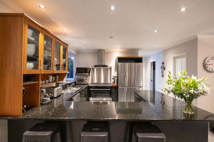 24 Moerangi Street West End_10