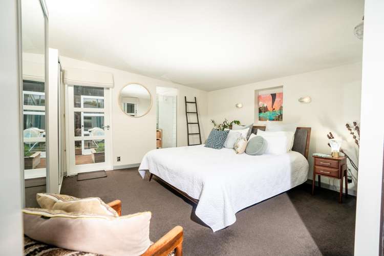 69 Marine Parade Seatoun_10