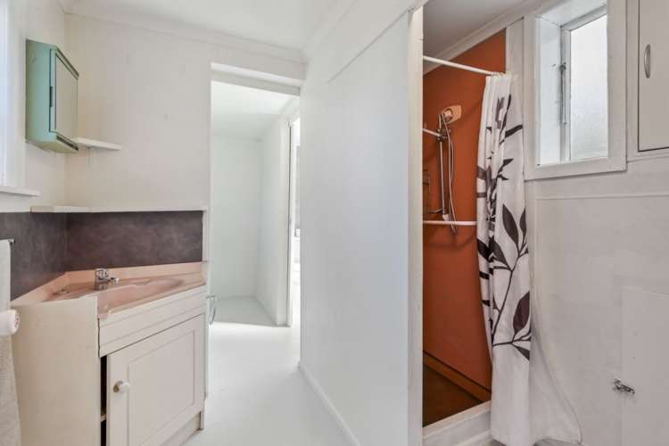 35 Penfold Square Leithfield_15