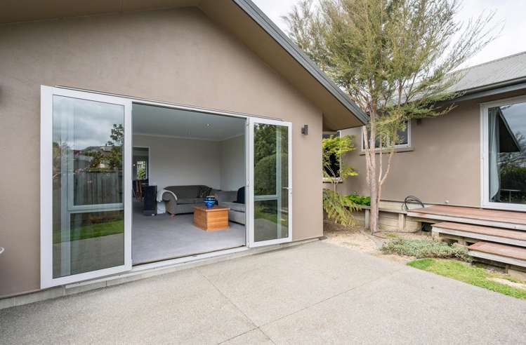 4 Romney Close Richmond_11