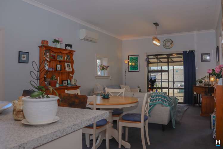 3 Sturge Street Cobden_37