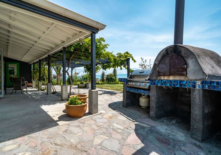 858d Thames Coast Sh25 Road Te Mata_18