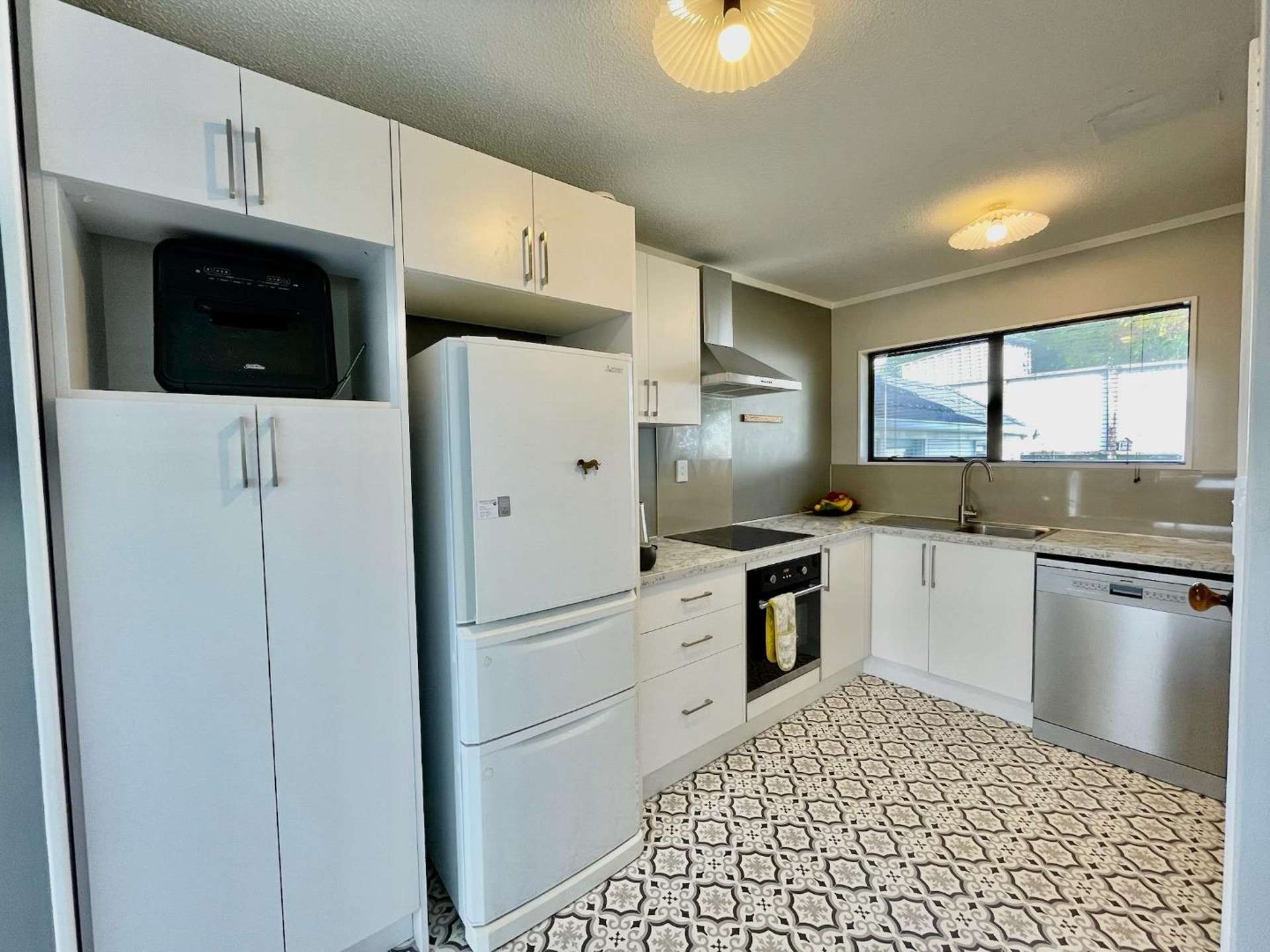 6 Trilids Lane 11492_0