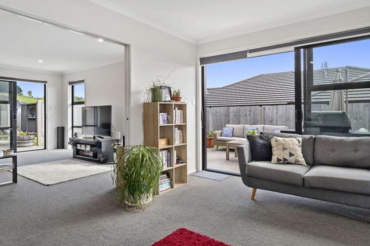 8 Antrim Glade Welcome Bay_6