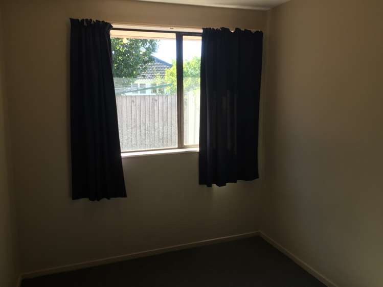 2/25 Owens Terrace Upper Riccarton_3