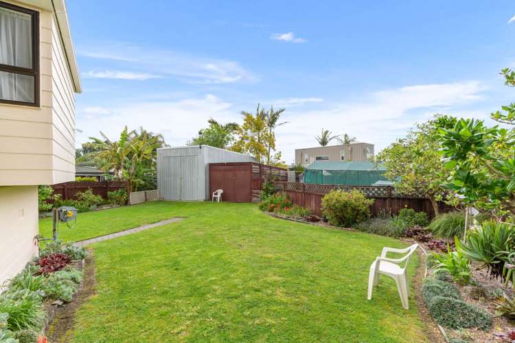 16 Graham Street One Tree Point_5