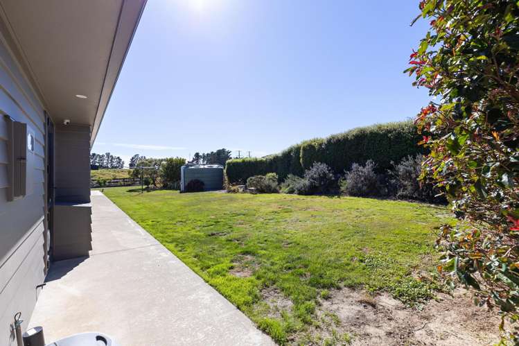 67 Albert Road Tokomaru_37